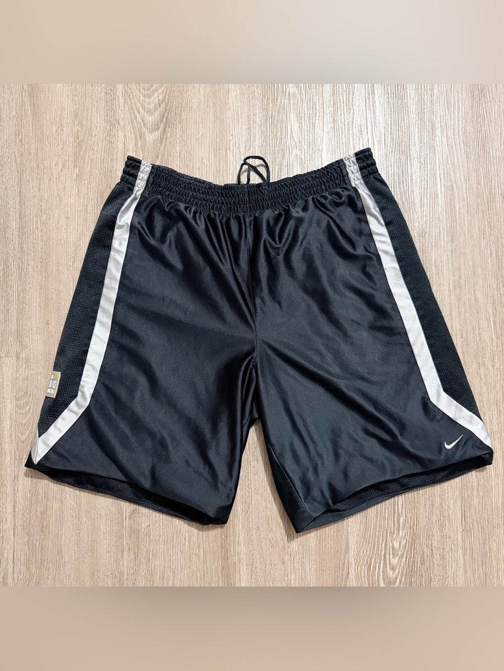 Nike BB/03 Y2K Reversible Basketball Shorts Men Black Silver Mesh 34 Waist